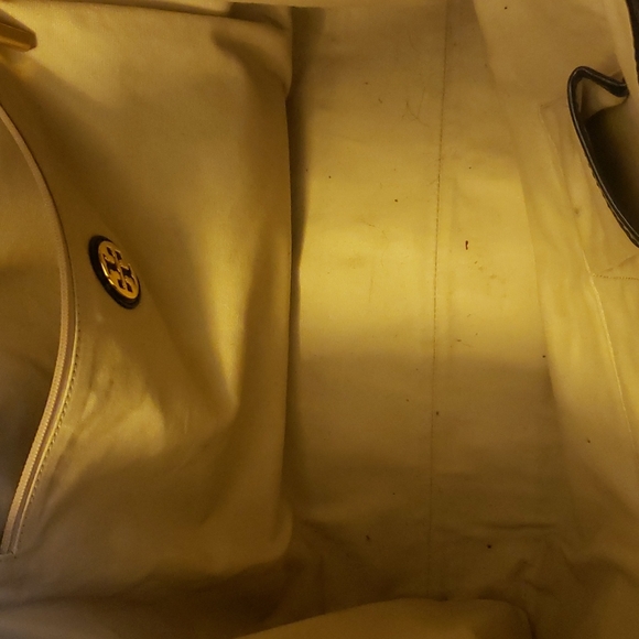 Ella patent tote bag - Picture 6 of 6